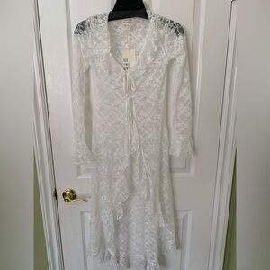 See You Monday White Lace Long Sleeve Robe Dress